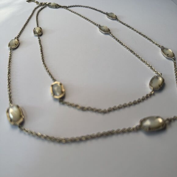 Kendra Scott Kellie long station necklace Ivory mother of pearl Gold tone 38” - Picture 2 of 10
